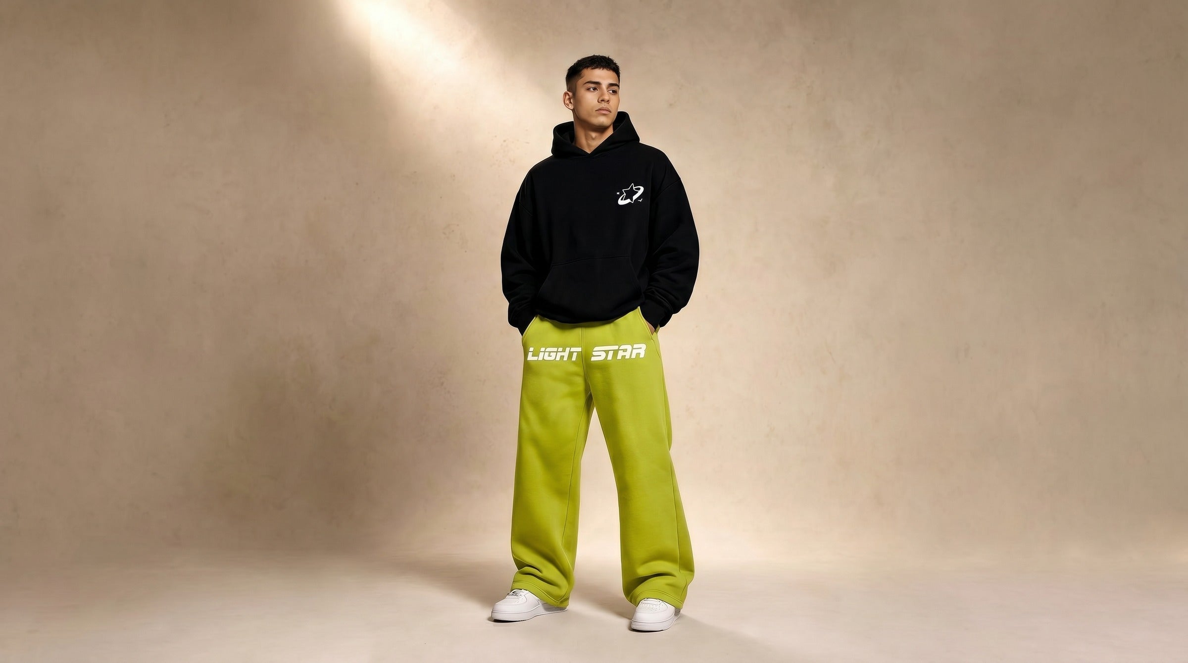 Apex Wide Sweatpants lifestyle - Acid Green