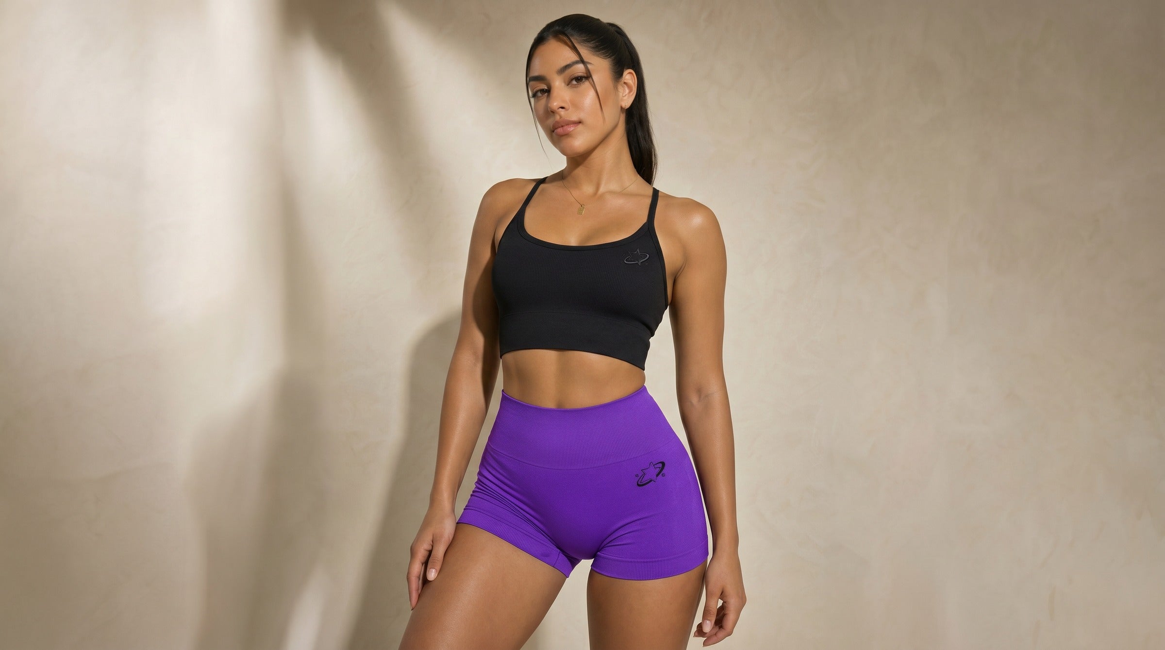 Glow Seamless Shorts lifestyle - Electric Purple